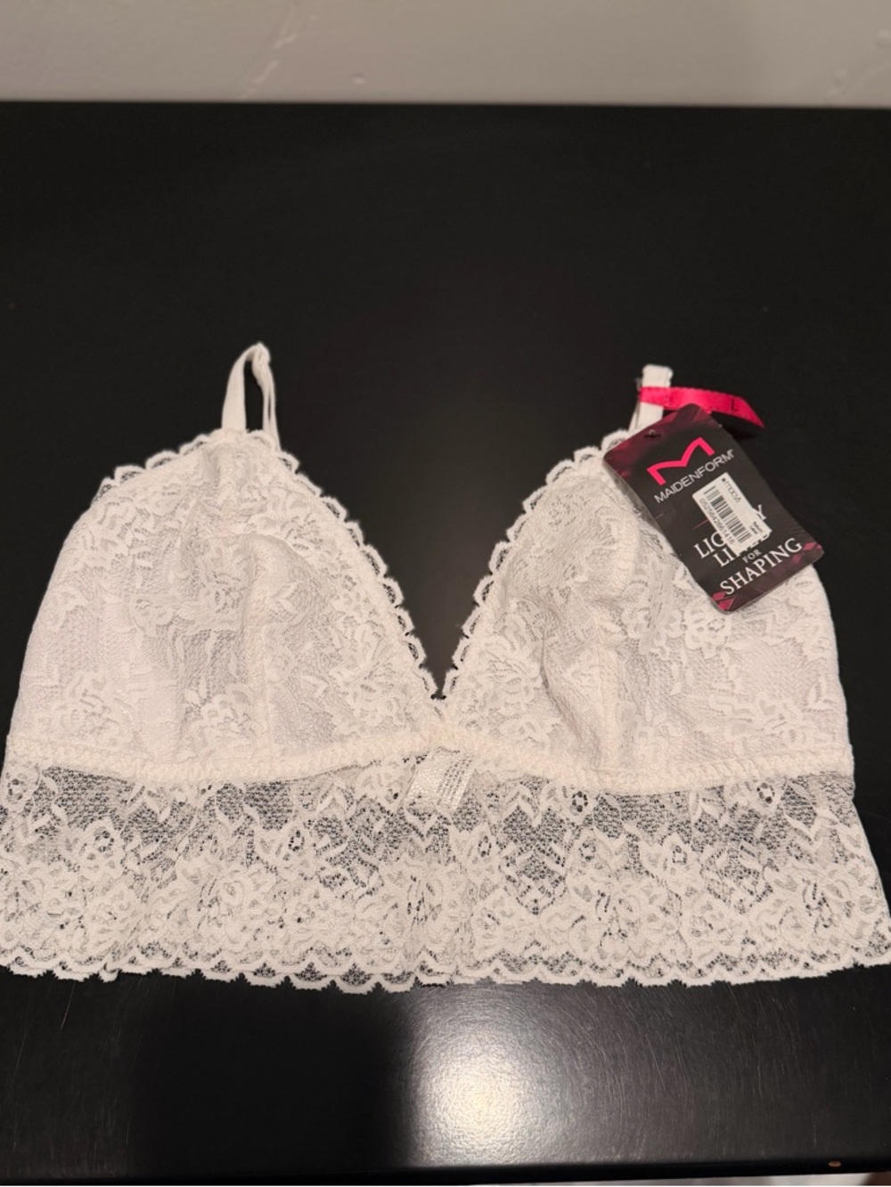 Maidenform White Lace Bralette - Delicate Floral Design